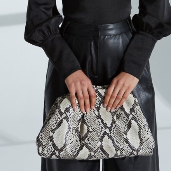 Genuine leather clutch - Picture 4 of 5